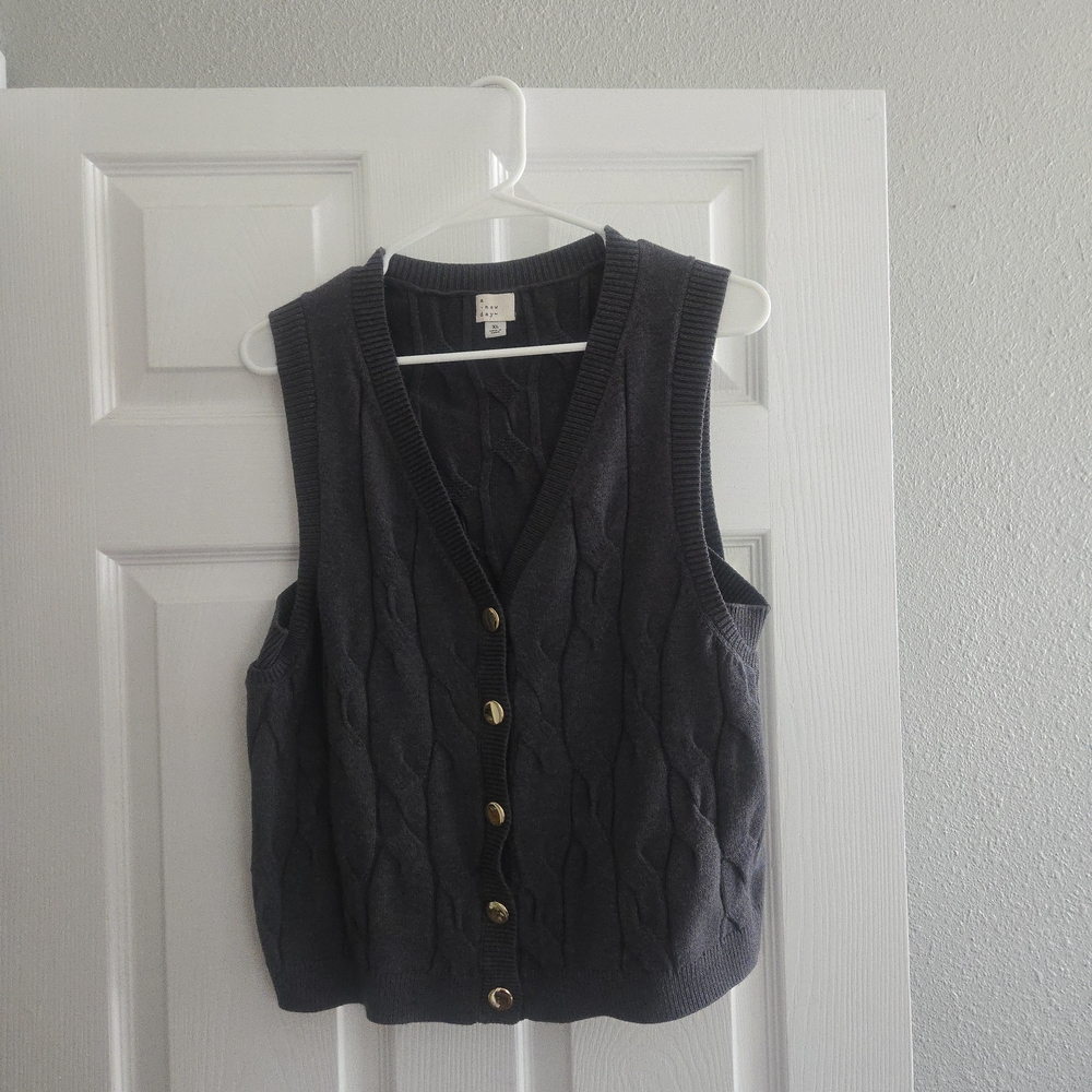 Gray Cable Knit Vest with Gold Buttons